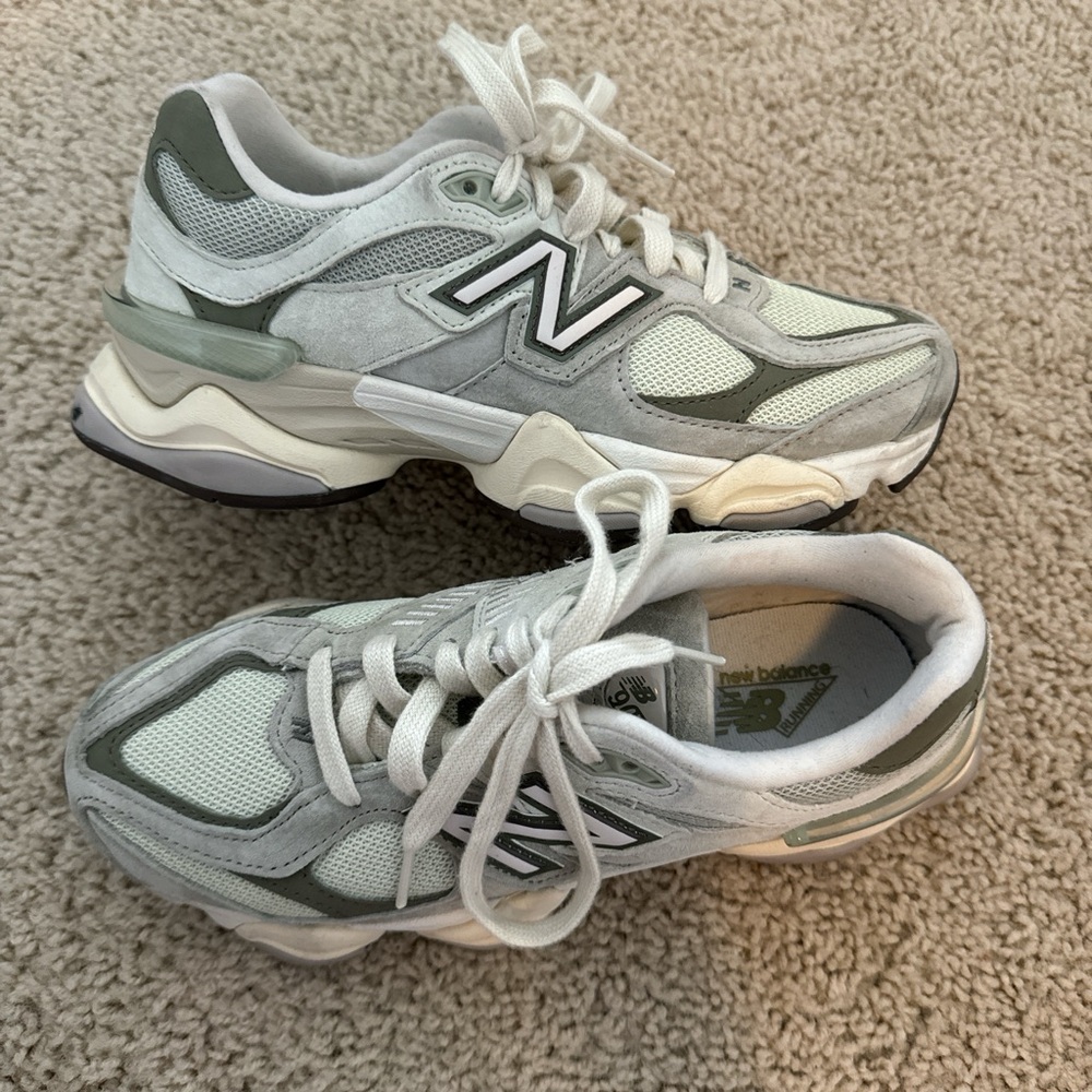 NEW BALANCE 9060